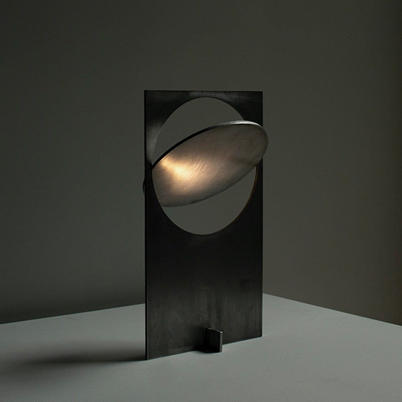 Sixor Steel futuristische Tischleuchte