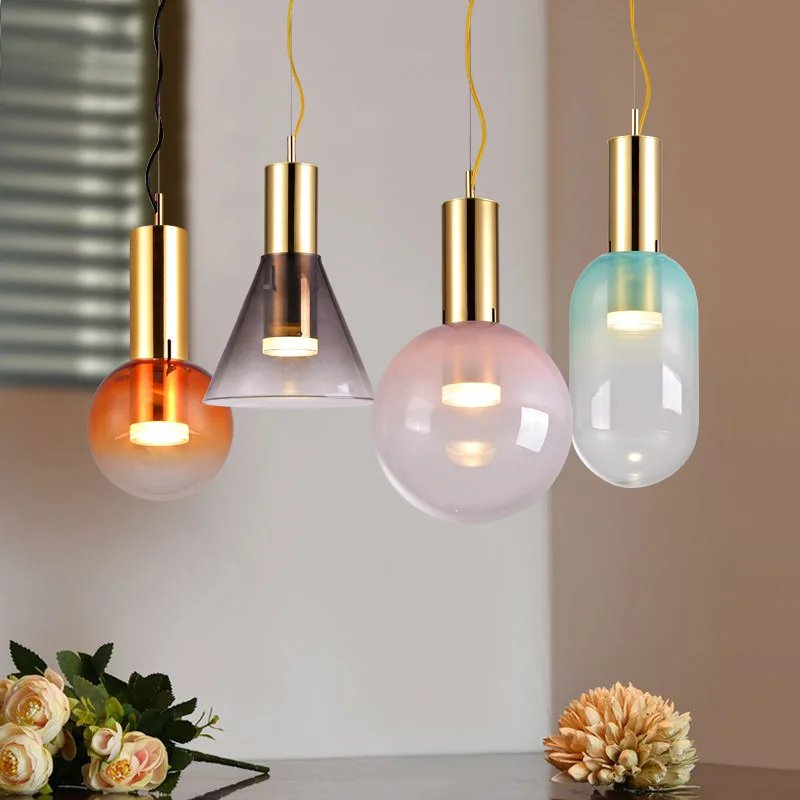 Aeris Minimalistische Pendelleuchte aus Glas
