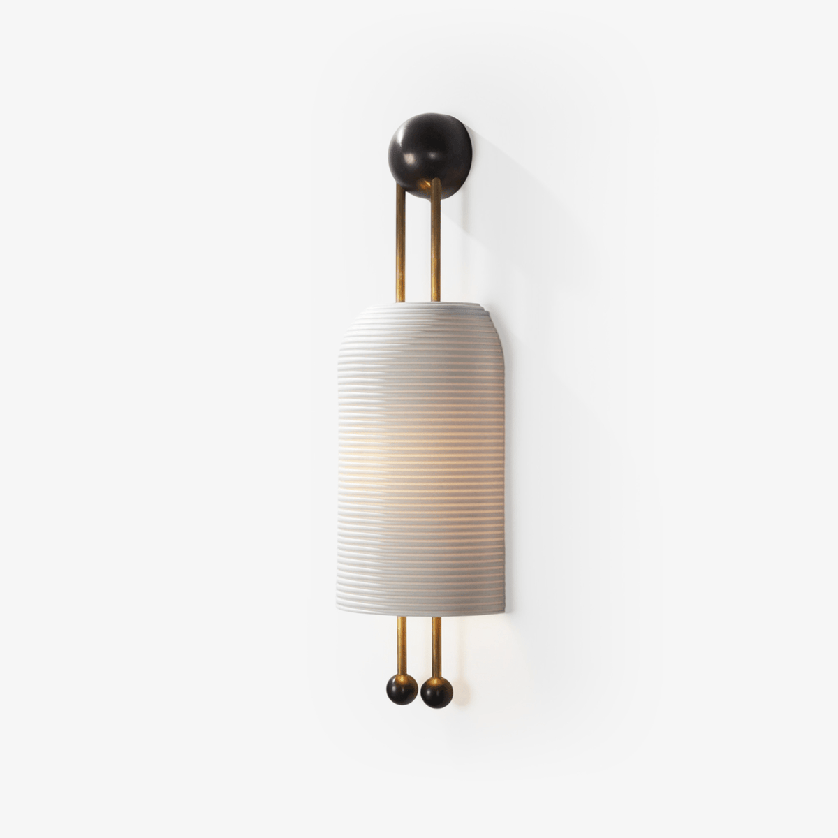 Bly Wandleuchte Opalglas Goldstäbe