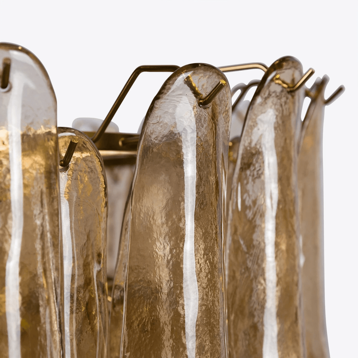 Lykne Kronleuchter aus bernsteinfarbenem Murano-Glas mit Blüten im Mid-Century-Stil