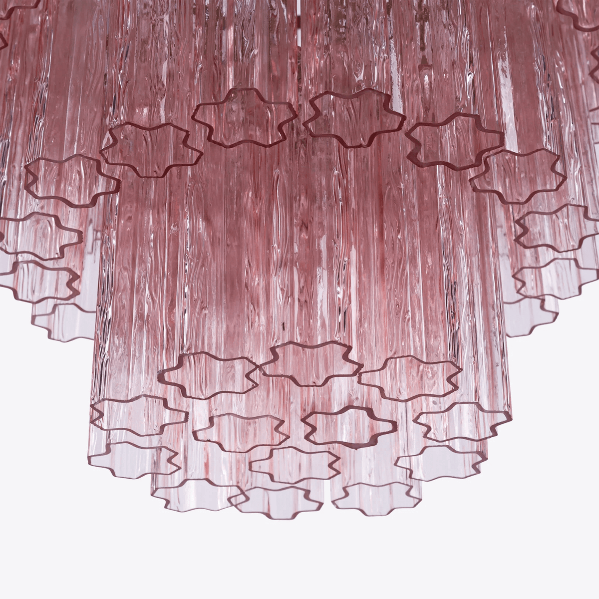 Eiraora Kronleuchter aus rosa prismenförmigem Glas in Schichten elegant