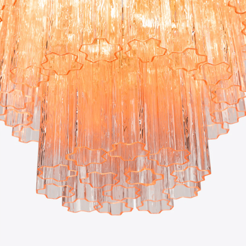 Eiraora Kronleuchter aus rosa prismenförmigem Glas in Schichten elegant