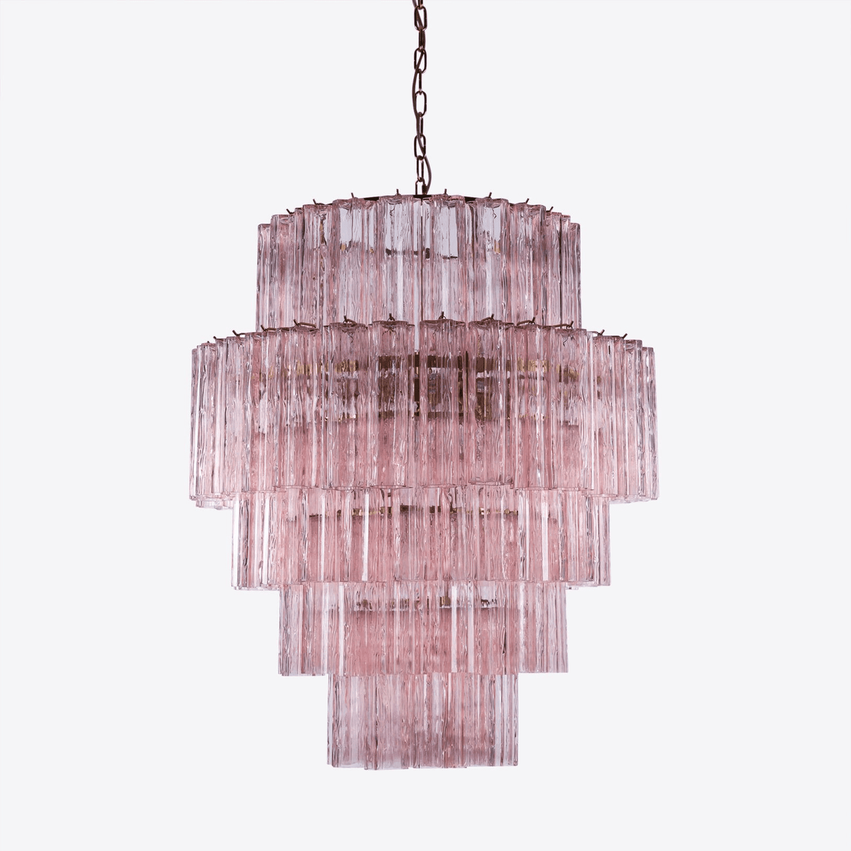 Eiraora Kronleuchter aus rosa prismenförmigem Glas in Schichten elegant