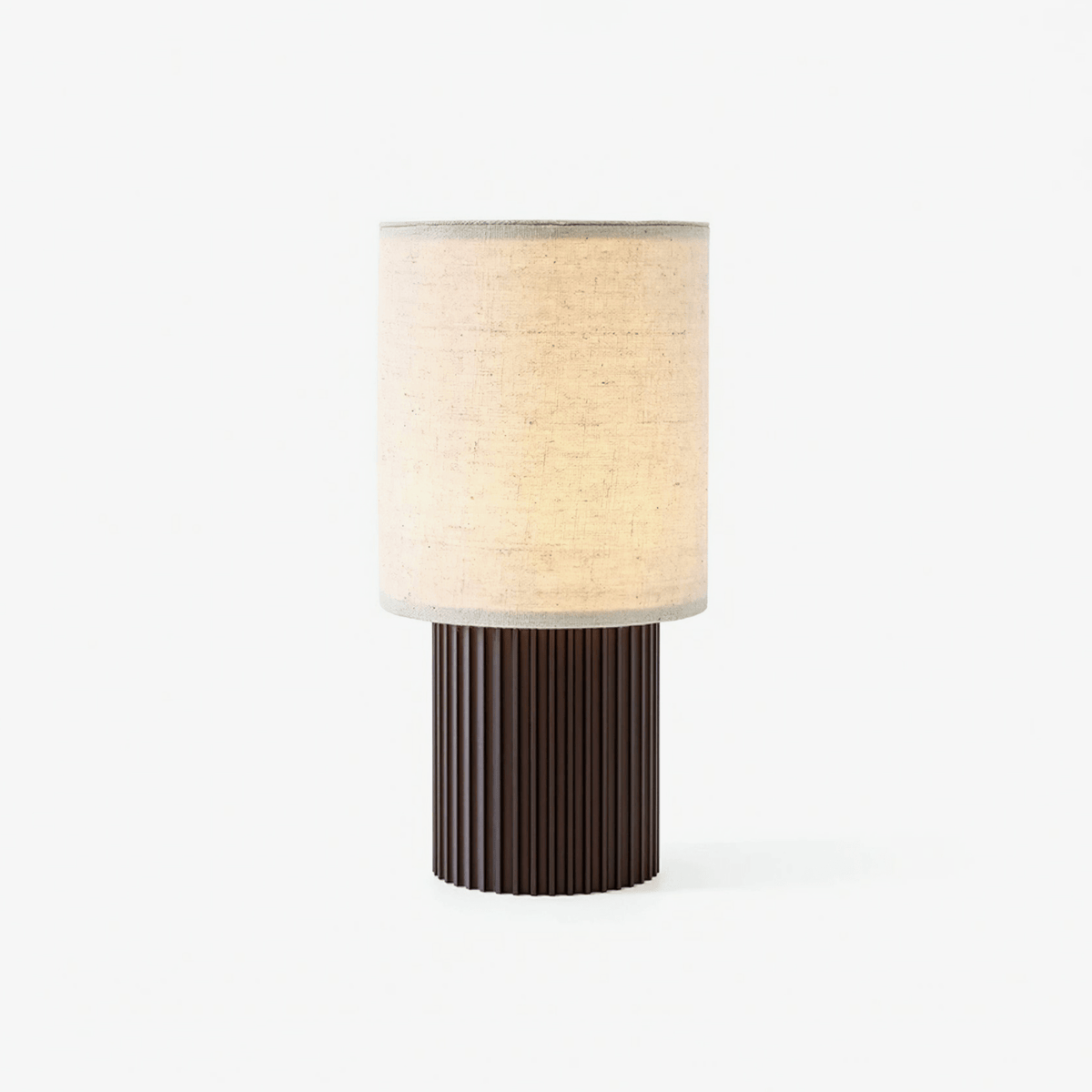 Ripples Tischleuchte aus Holz und Stoff