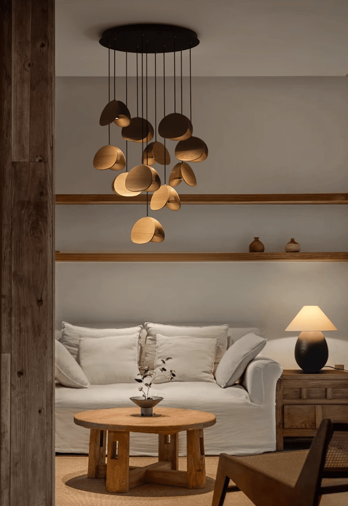 Tavro Minimalistische Pendelleuchte aus Holz