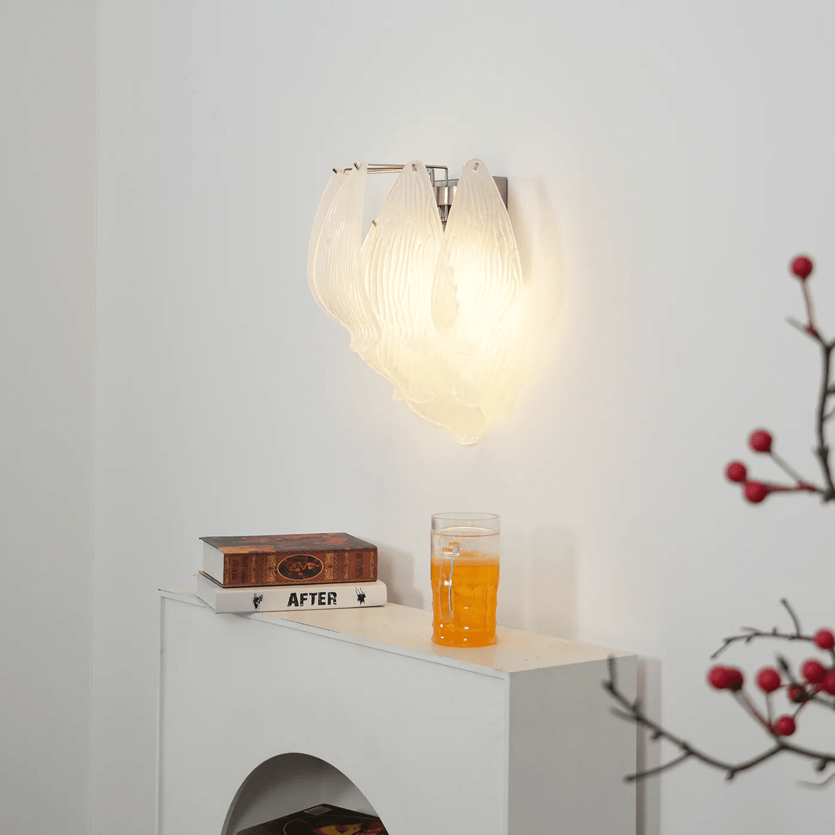 Lioriniella Wandleuchte aus Murano-Glas in Petal-Form mit matten kaskadierenden Blättern