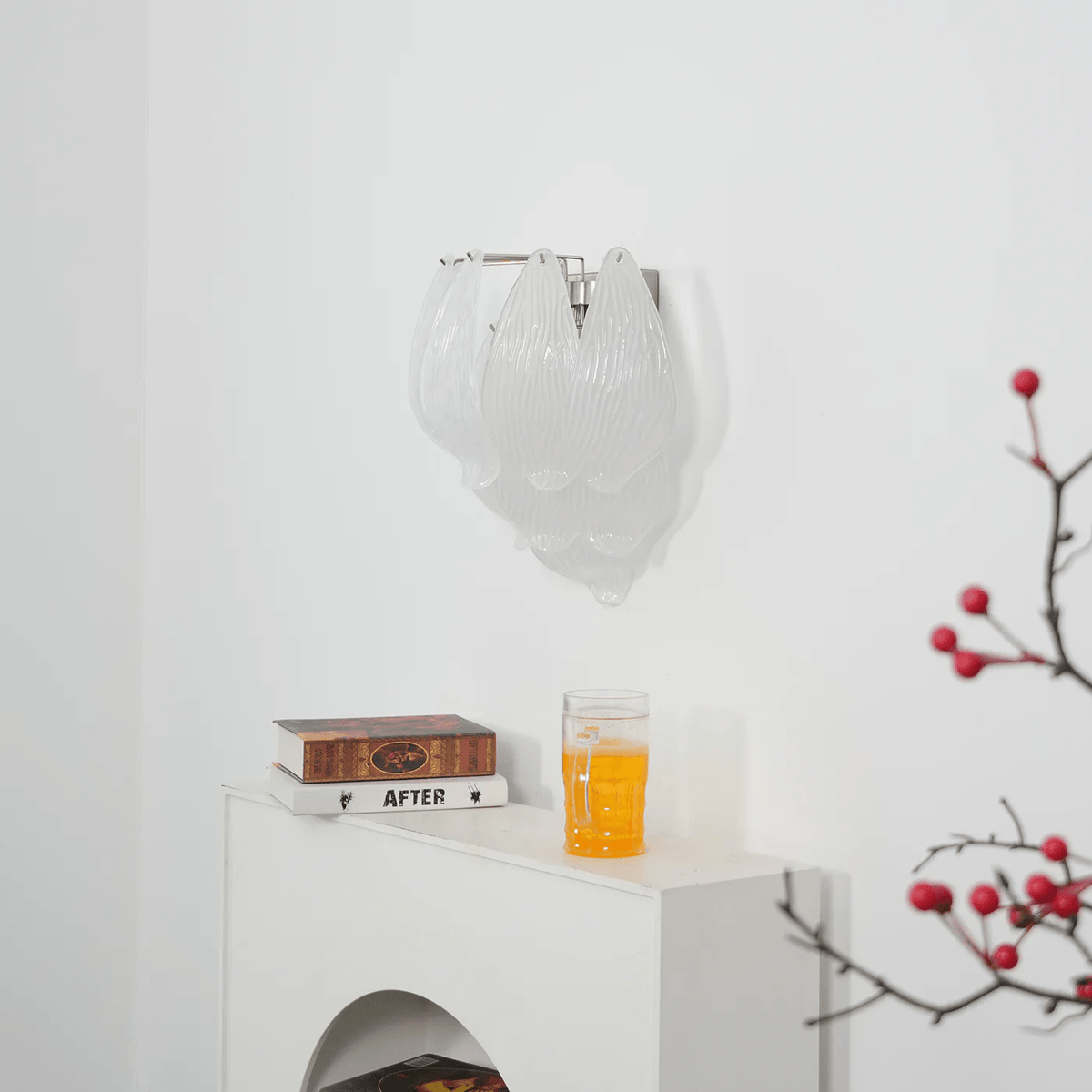 Lioriniella Wandleuchte aus Murano-Glas in Petal-Form mit matten kaskadierenden Blättern