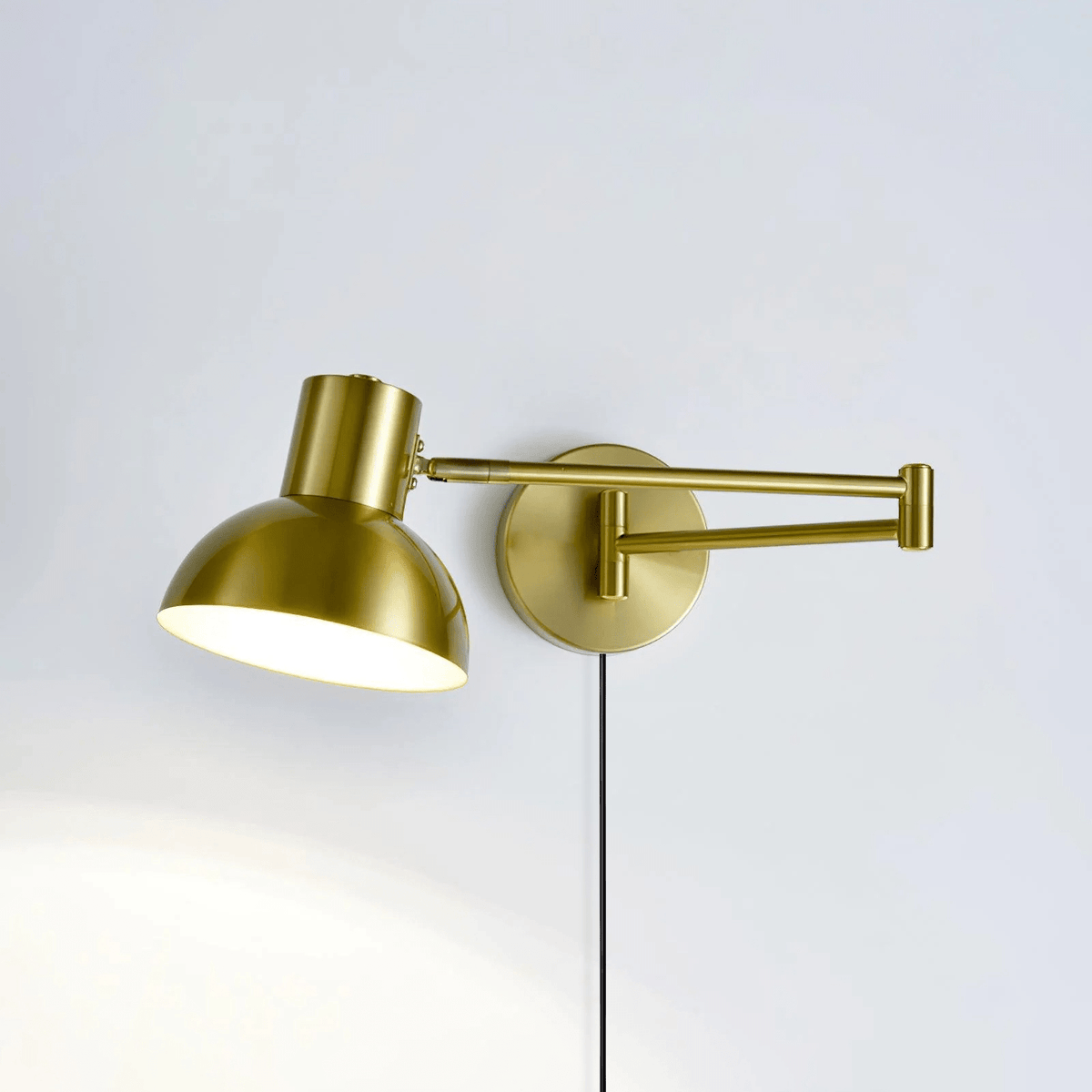 Nox einstellbare Arm-Wandleuchte mit Stecker