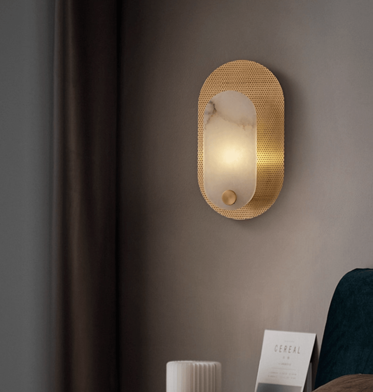 Perforated Oval Alabaster Wandleuchte