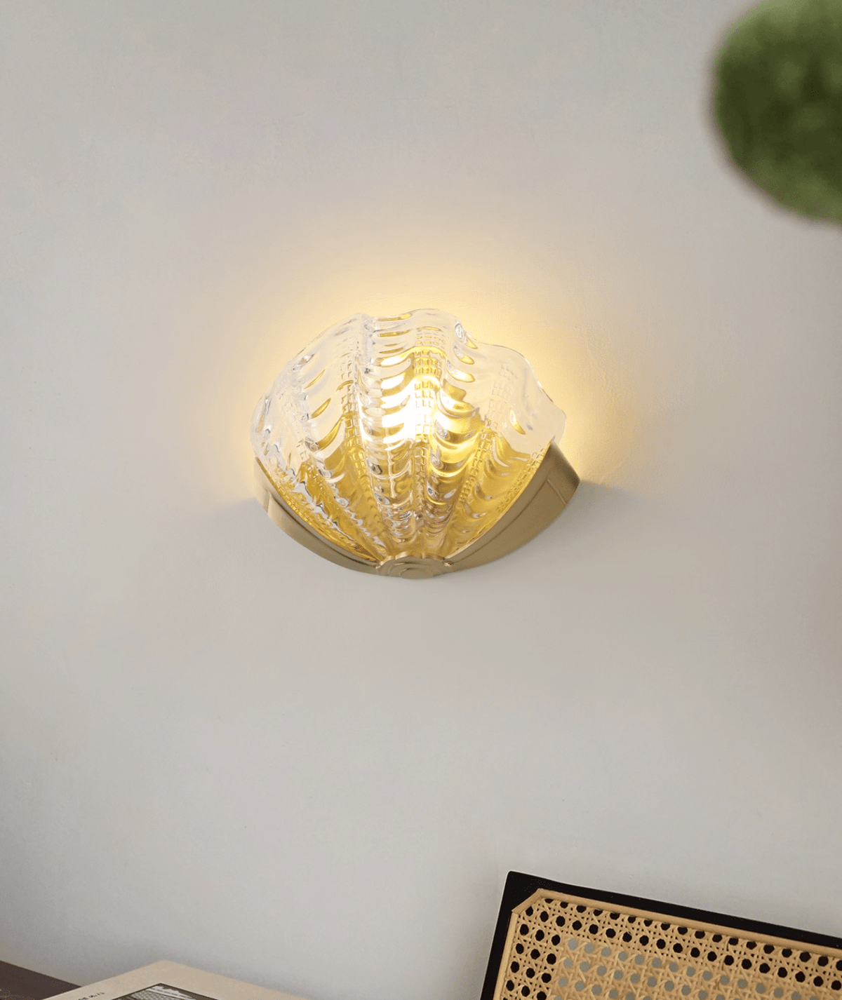 Nico Wandleuchte Art Deco Pendelleuchte aus Glas mit Wellenrand