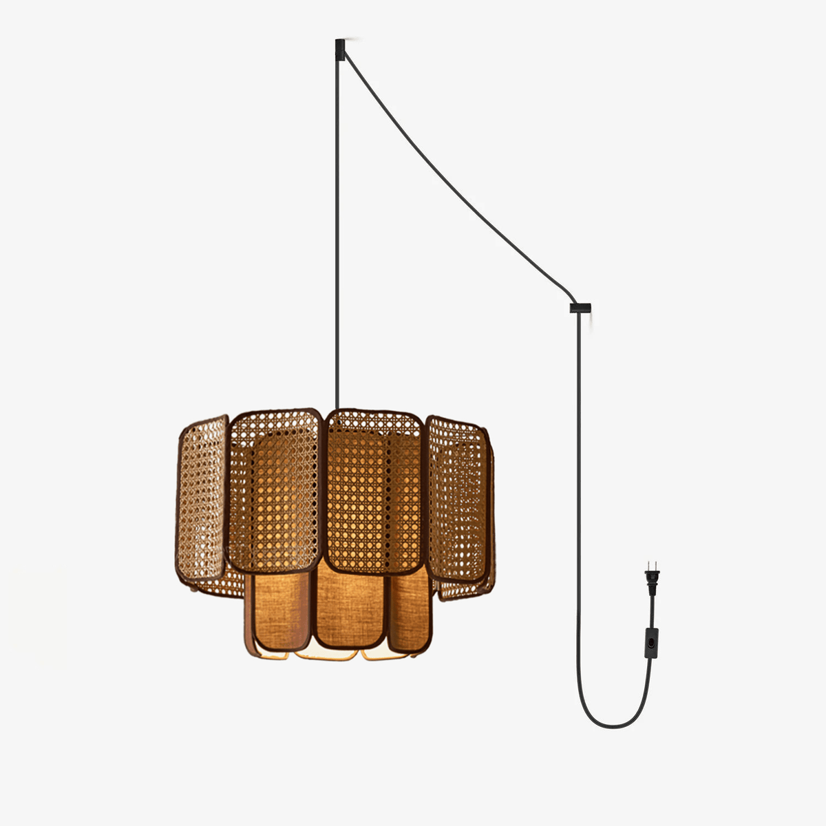 Soltera geflochtene Pendelleuchte in Naturrattan & Braun