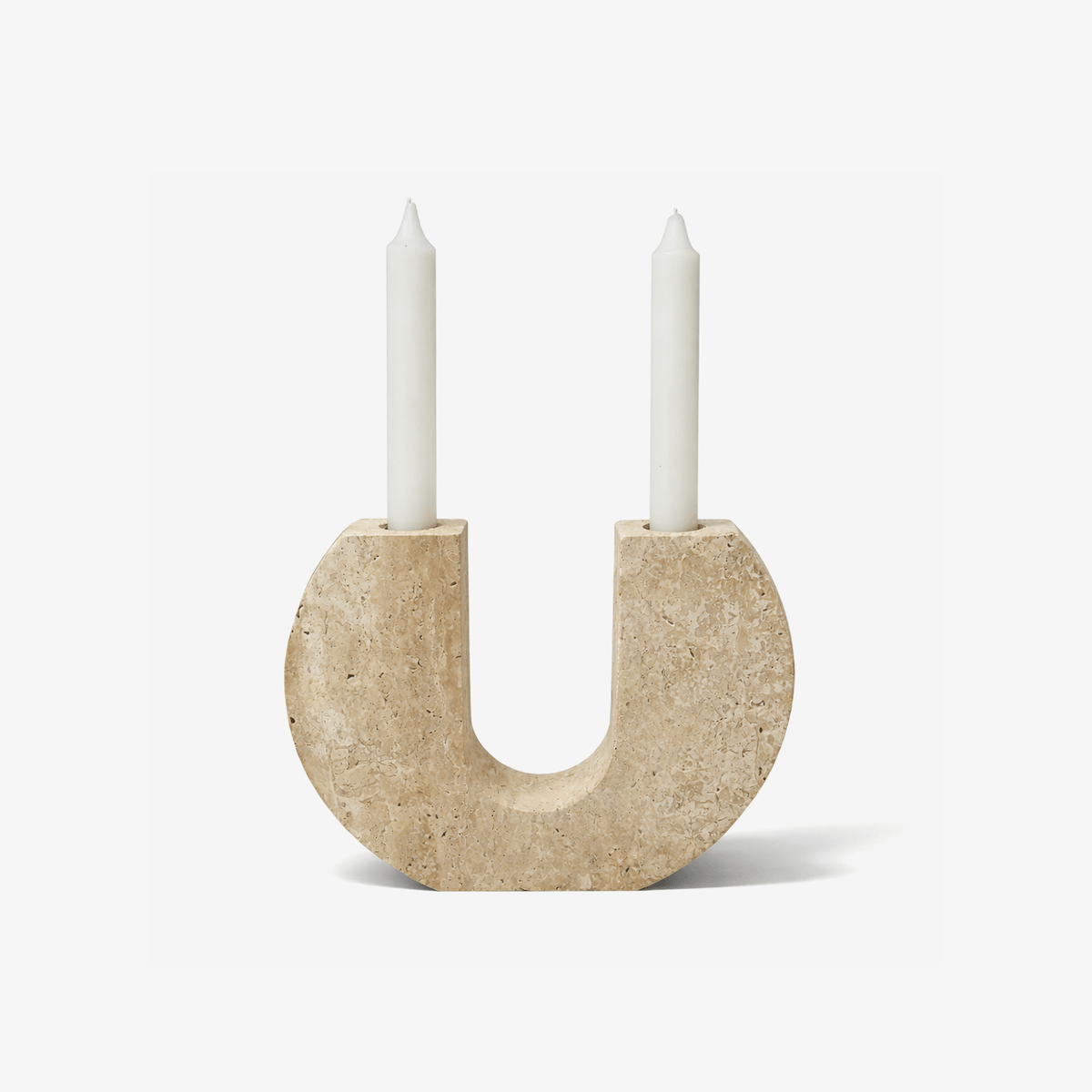 Stone Reliquary Travertin-Kerzenständer in Kieselsteinform