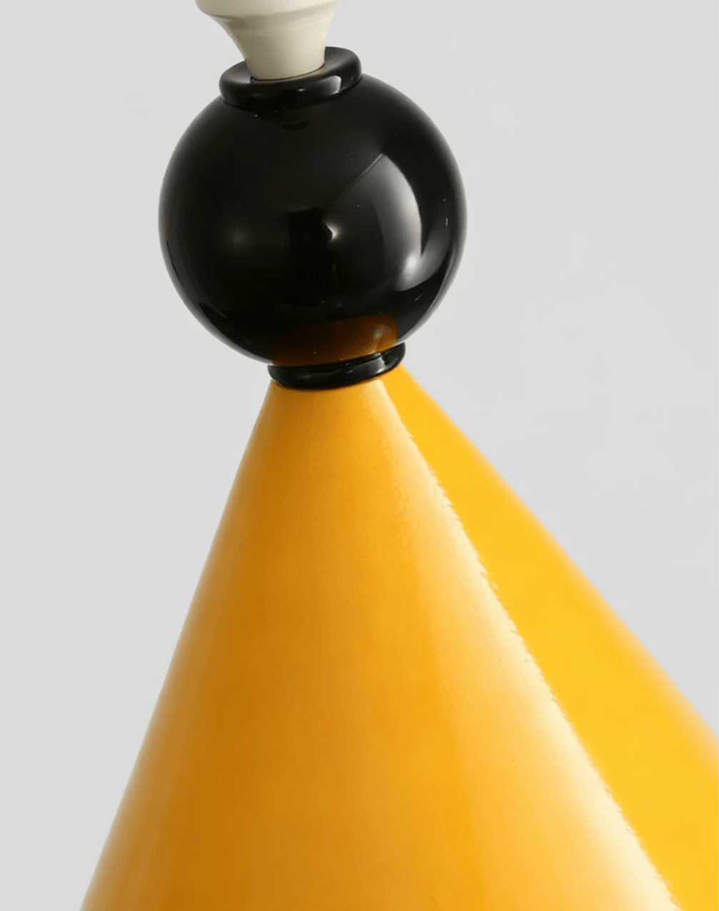 Postmodern Mini-Kegel-Pendelleuchte
