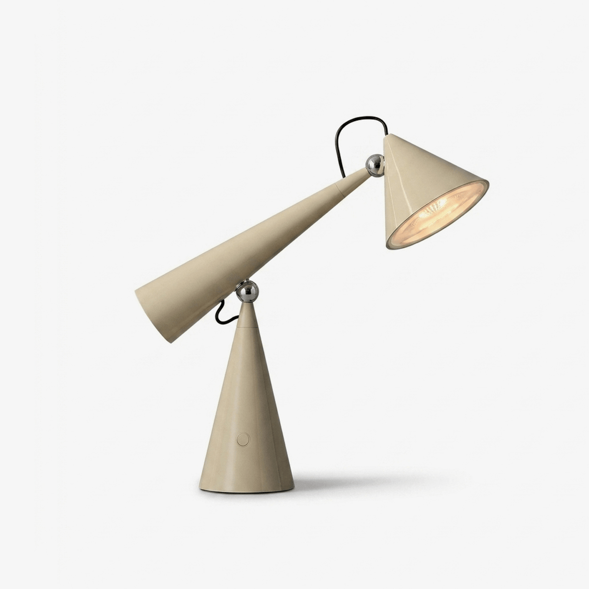 Articulated Cone Tischleuchte