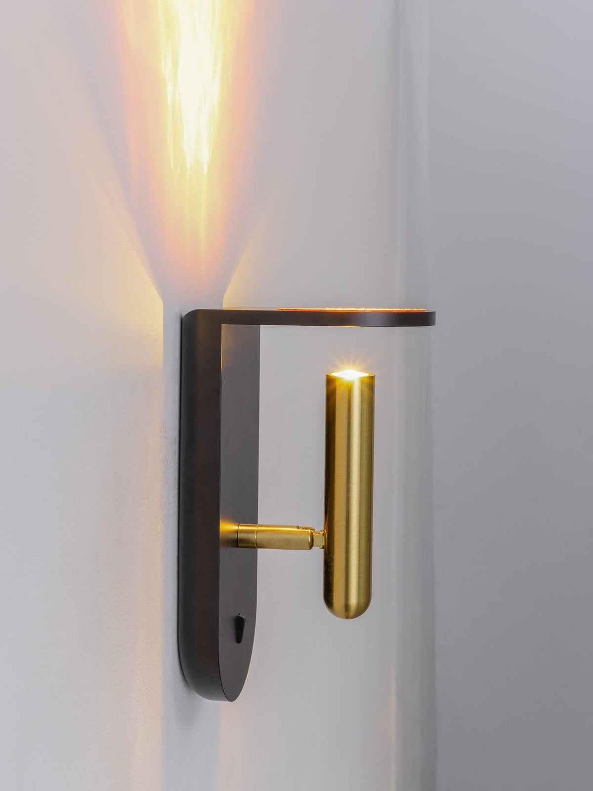 Caloaria Wandleuchte LED mit Ein-/Aus-Schalter verstellbar