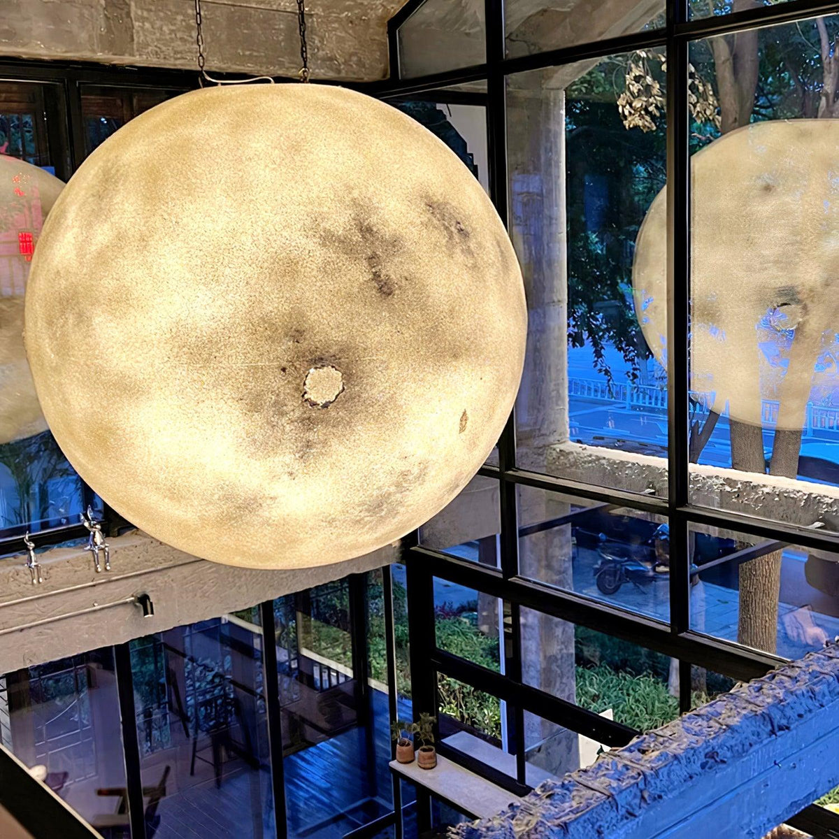 CosmoSphere Planetary Pendelleuchte