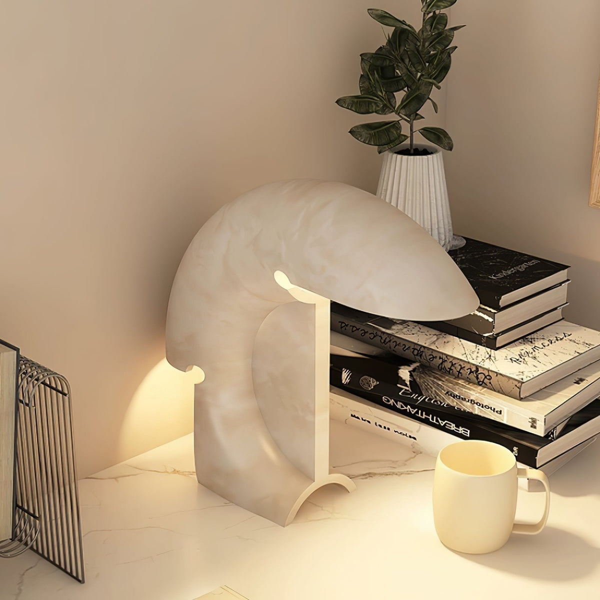 Emmy moderne Tischleuchte aus Marmor