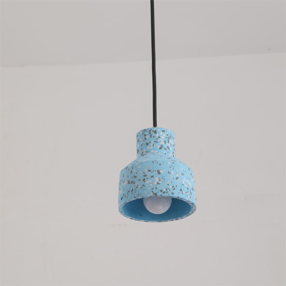 Valentina Modern Kuppel LED Pendelleuchte Schwarz/Blau/Rot/Weiß Esszimmer Metall