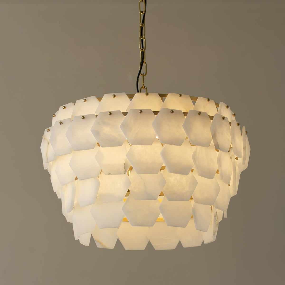 Evenaris Honigwaben-Alabaster-Kronleuchter