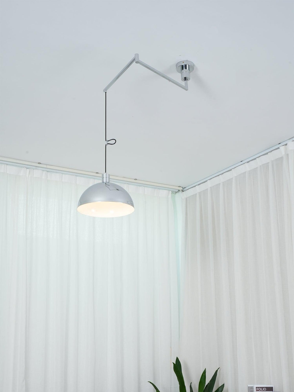 Lyshae zeitgenössische minimalistische nordische Pendelleuchte aus Glas