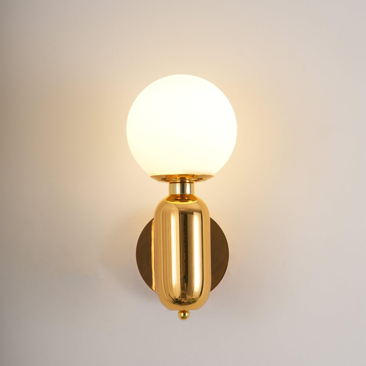 Celorina zeitgenössische minimalistische Wandleuchte aus Glas
