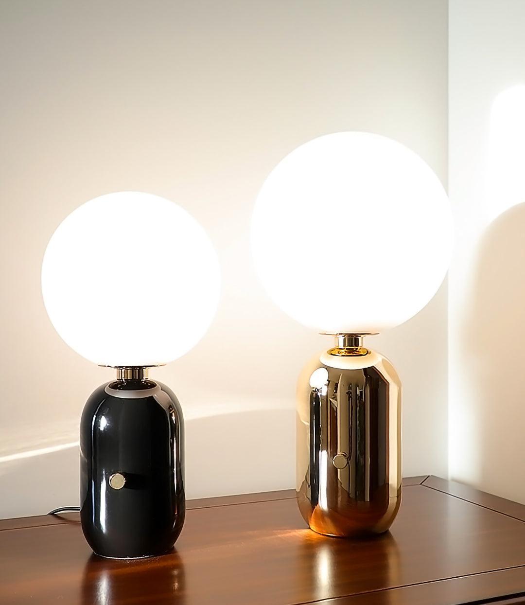 Nyxen Industrielle Tischleuchte aus Glas