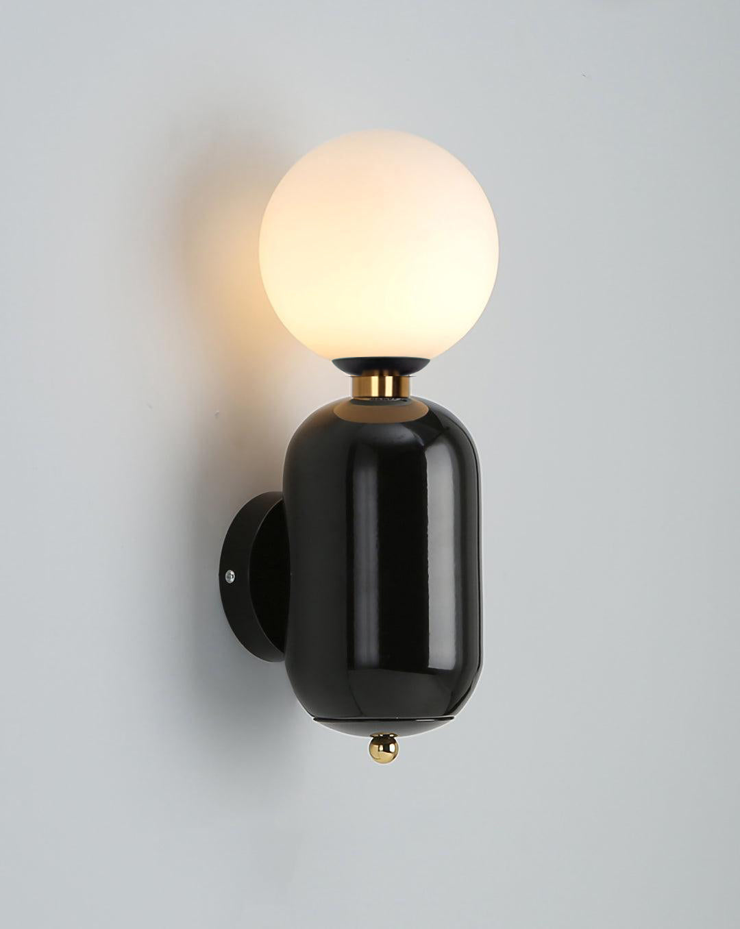 Celorina zeitgenössische minimalistische Wandleuchte aus Glas
