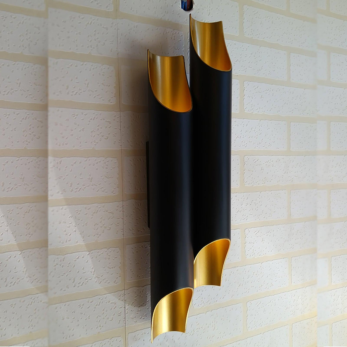 Norearia zeitgenössische minimalistische gerade Wandleuchte