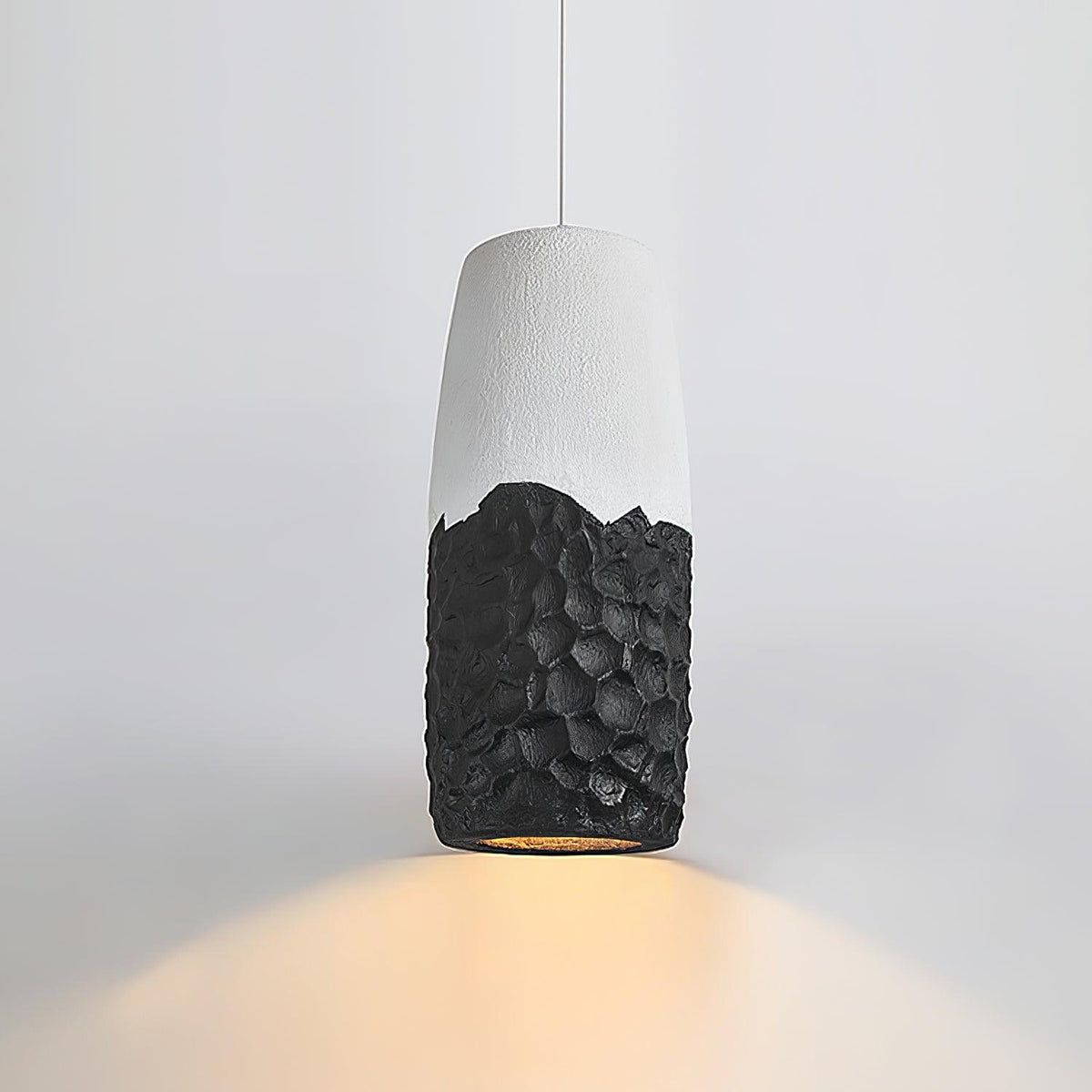 Orphaarae zeitgenössische minimalistische Pendelleuchte aus Kunststoff