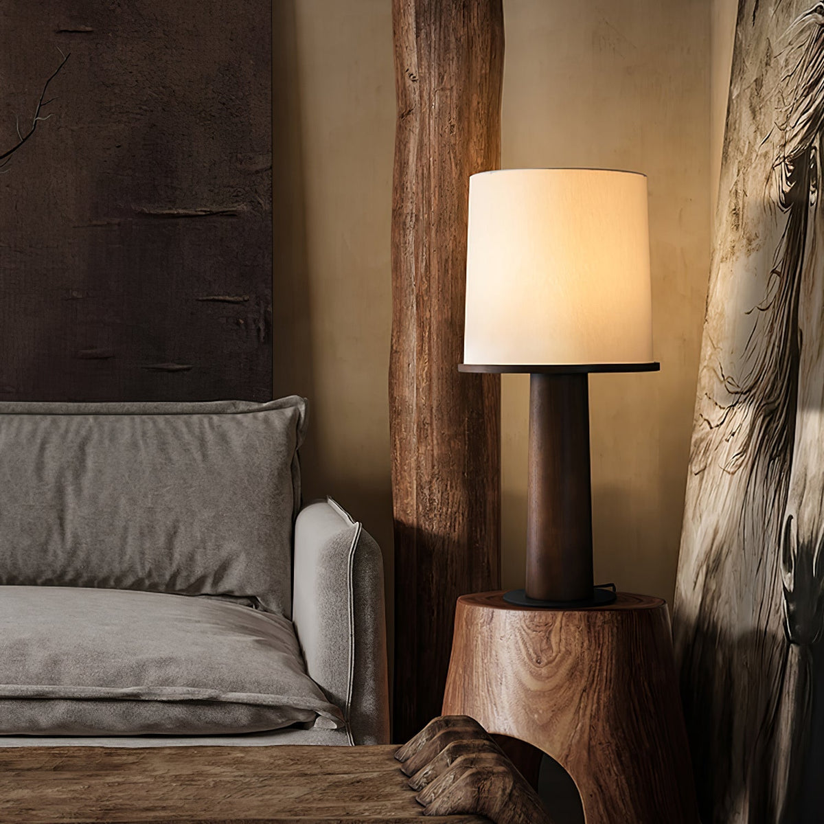 Rinirielle Tischleuchte aus Holz und Stoff im zeitgenössischen Stil
