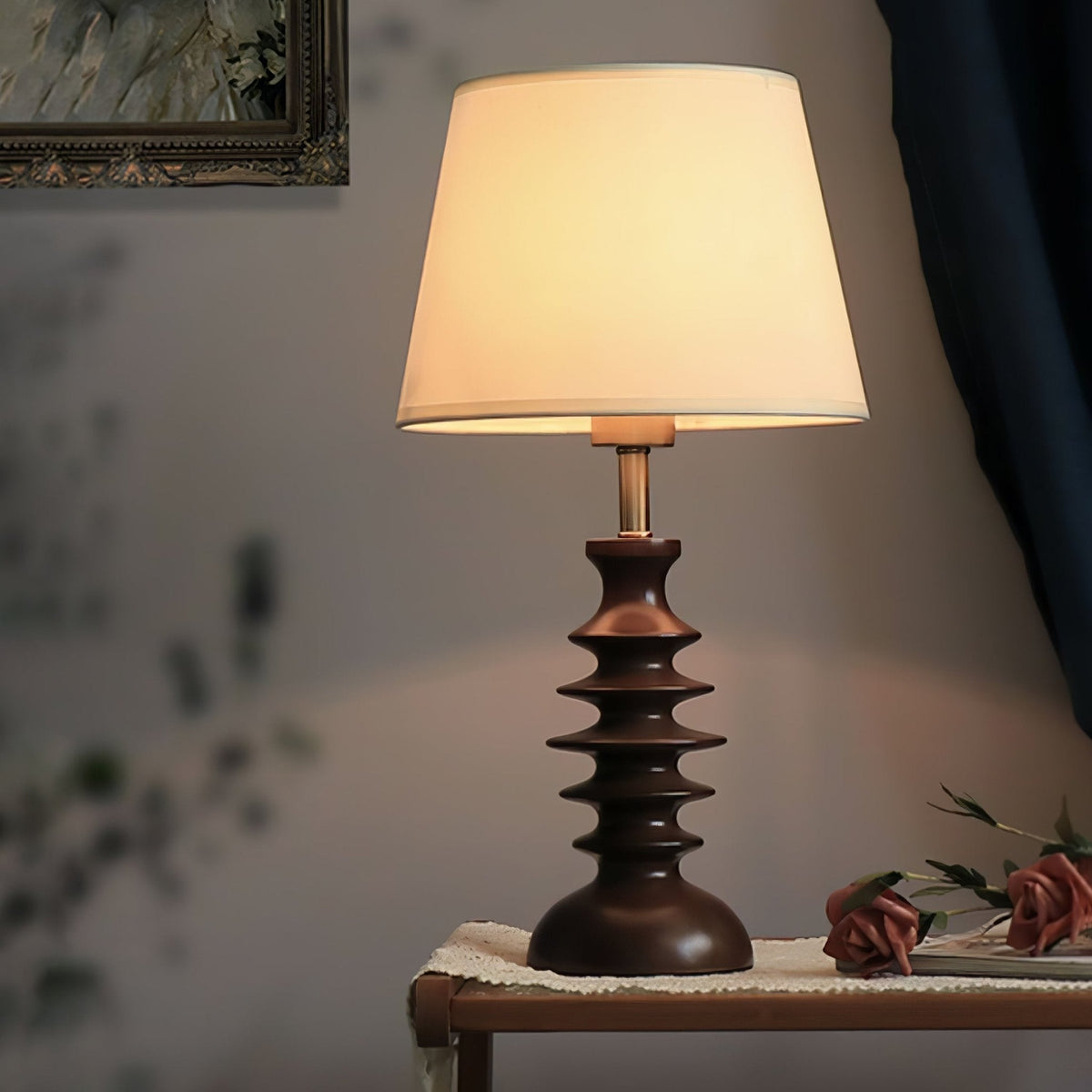 Tivoce Tischleuchte aus Stoff im Vintage-Stil