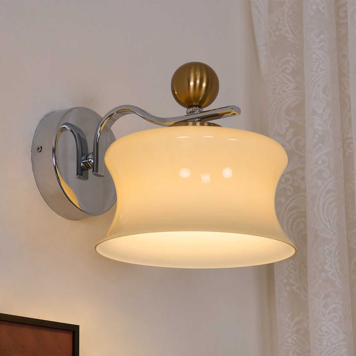 Blux zeitgenössische Wandleuchte aus Glas im nordischen Stil