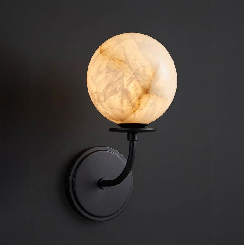 Dovenhurst Alabaster-Wandleuchte