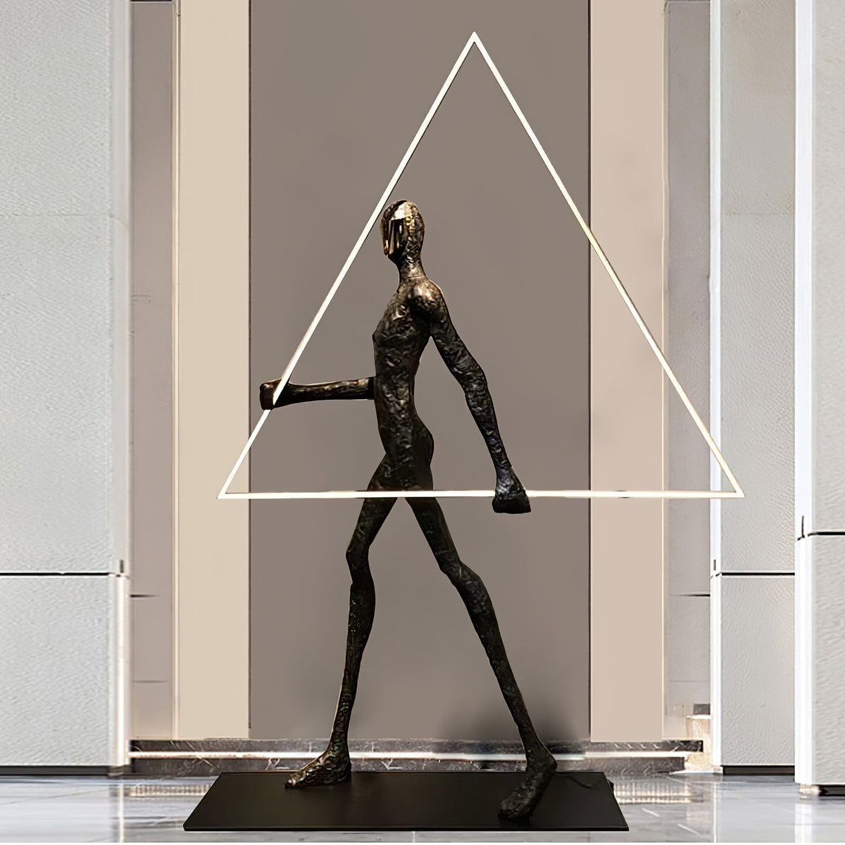 Cirarelia Stehleuchte Skulptur LED-Figur