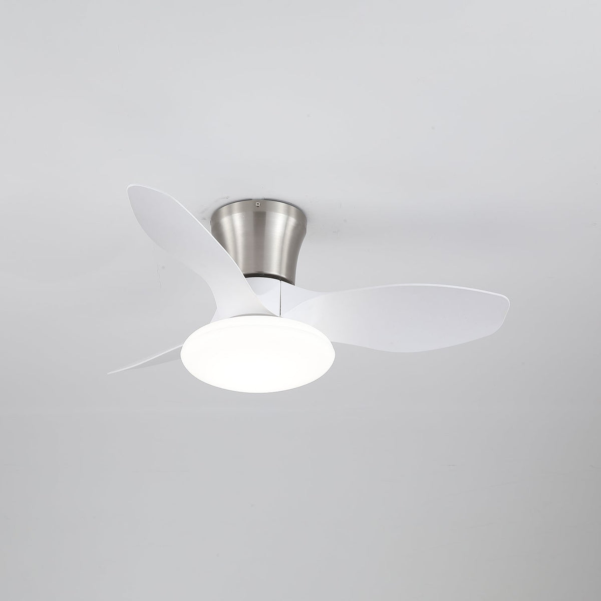 Velora Moderner Holz-Deckenventilator mit Beleuchtung