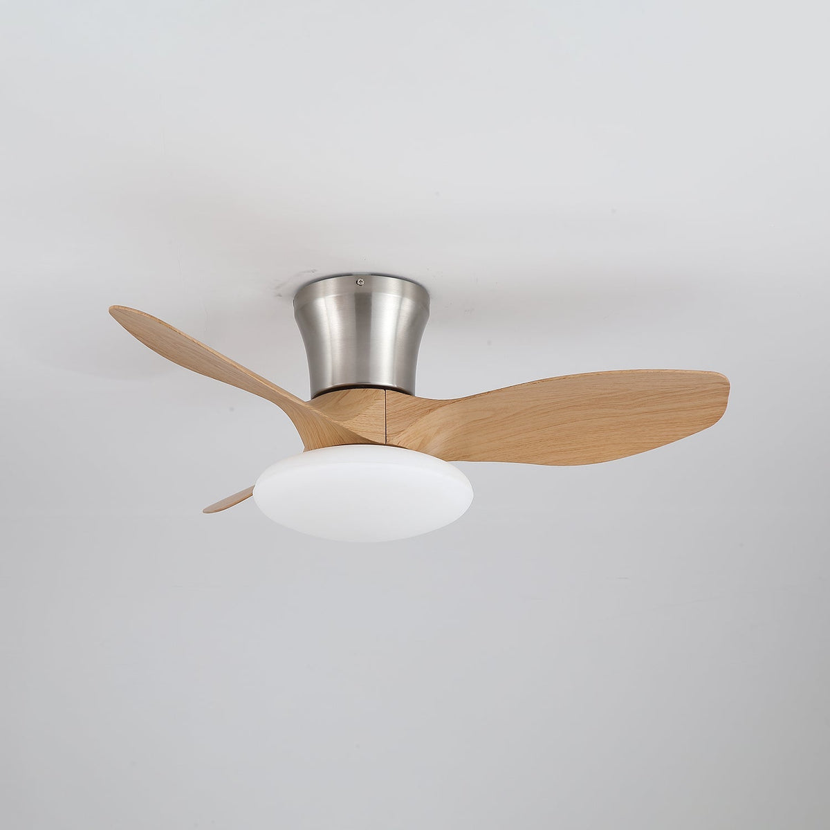 Velora Moderner Holz-Deckenventilator mit Beleuchtung