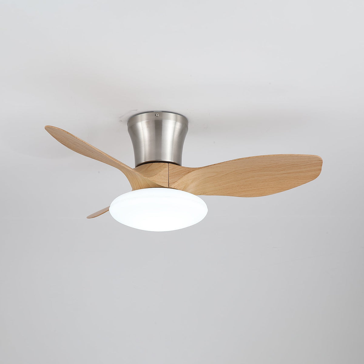 Velora Moderner Holz-Deckenventilator mit Beleuchtung