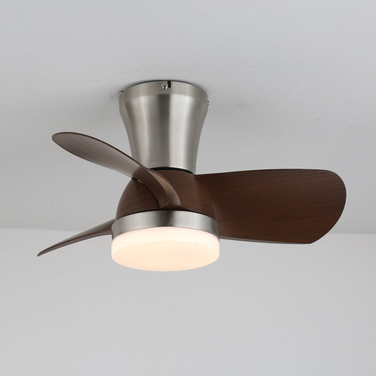 Deynor Deckenventilator mit Beleuchtung aus Holz