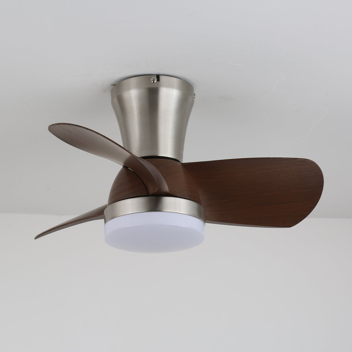 Deynor Deckenventilator mit Beleuchtung aus Holz