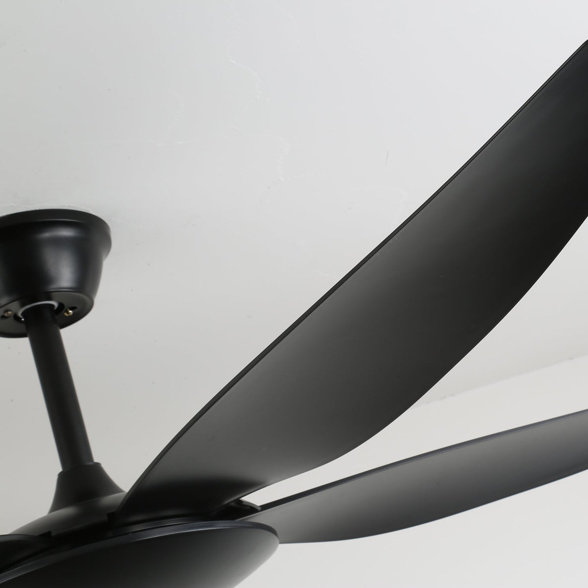 Onyxa minimalistisch Deckenventilator mit Beleuchtung