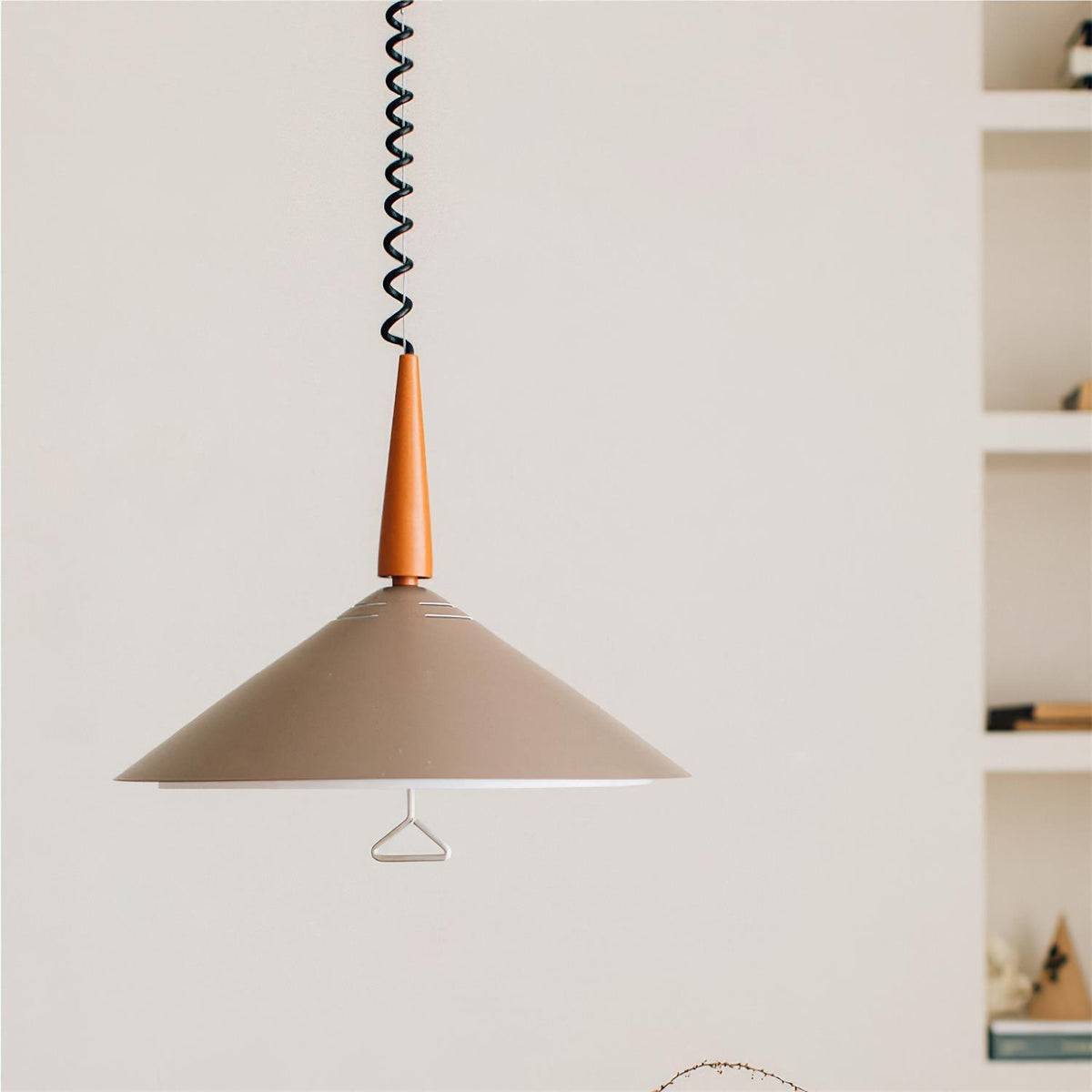Jolvin zeitgenössische minimalistische Retro-Pendelleuchte