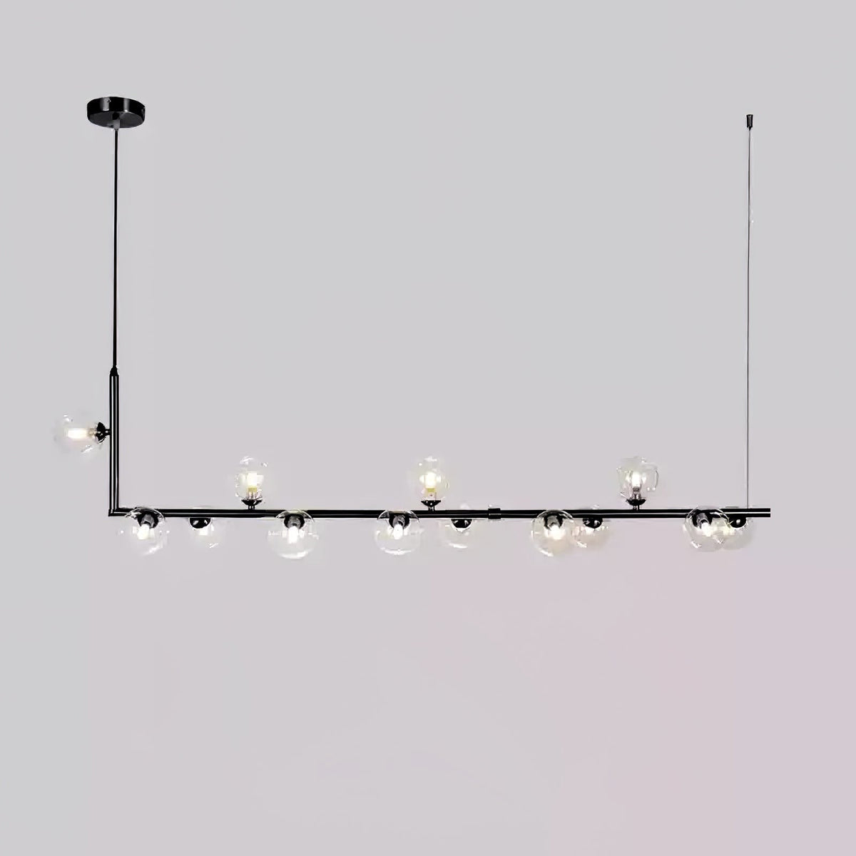Moss Kronleuchter aus Glas mit schwarzem Stahl in linearer Form