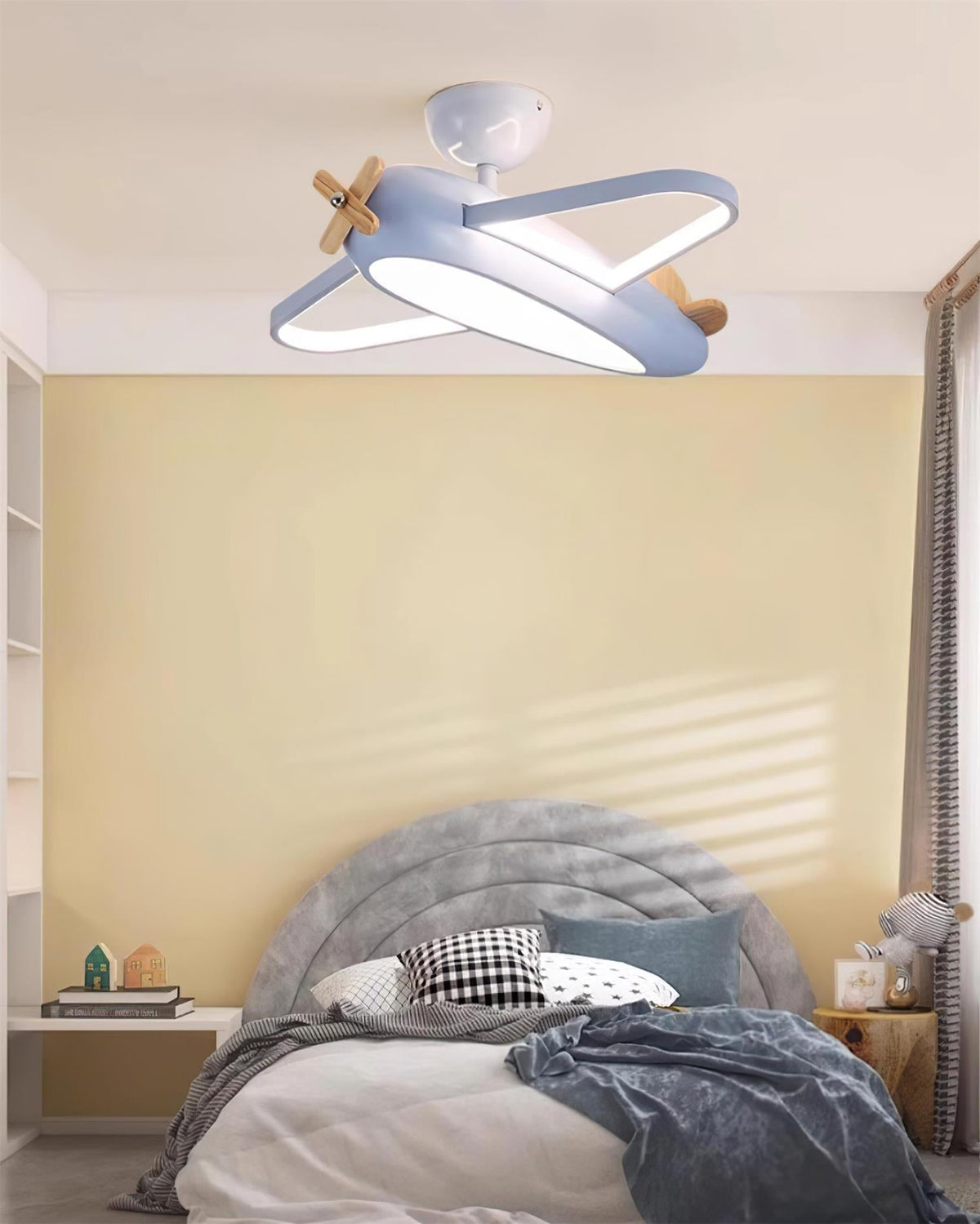 Sorin Deckenleuchte Flugzeug für Kinderzimmer mit verspieltem Charme