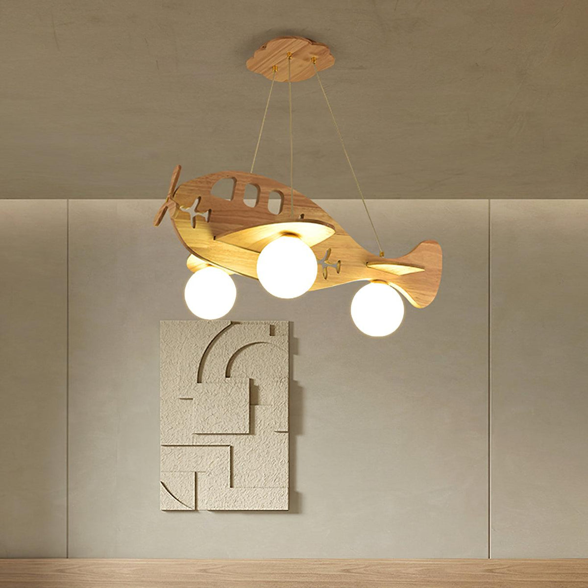 Aldenine Pendelleuchte aus Holz mit künstlerischem Design