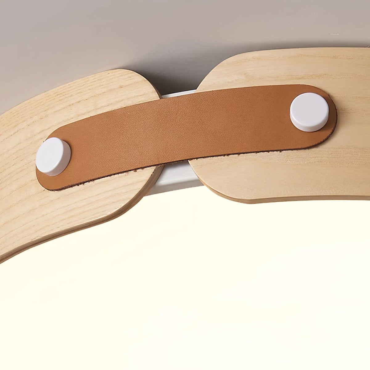 Edan zeitgenössische minimalistische Deckenleuchte aus Holz