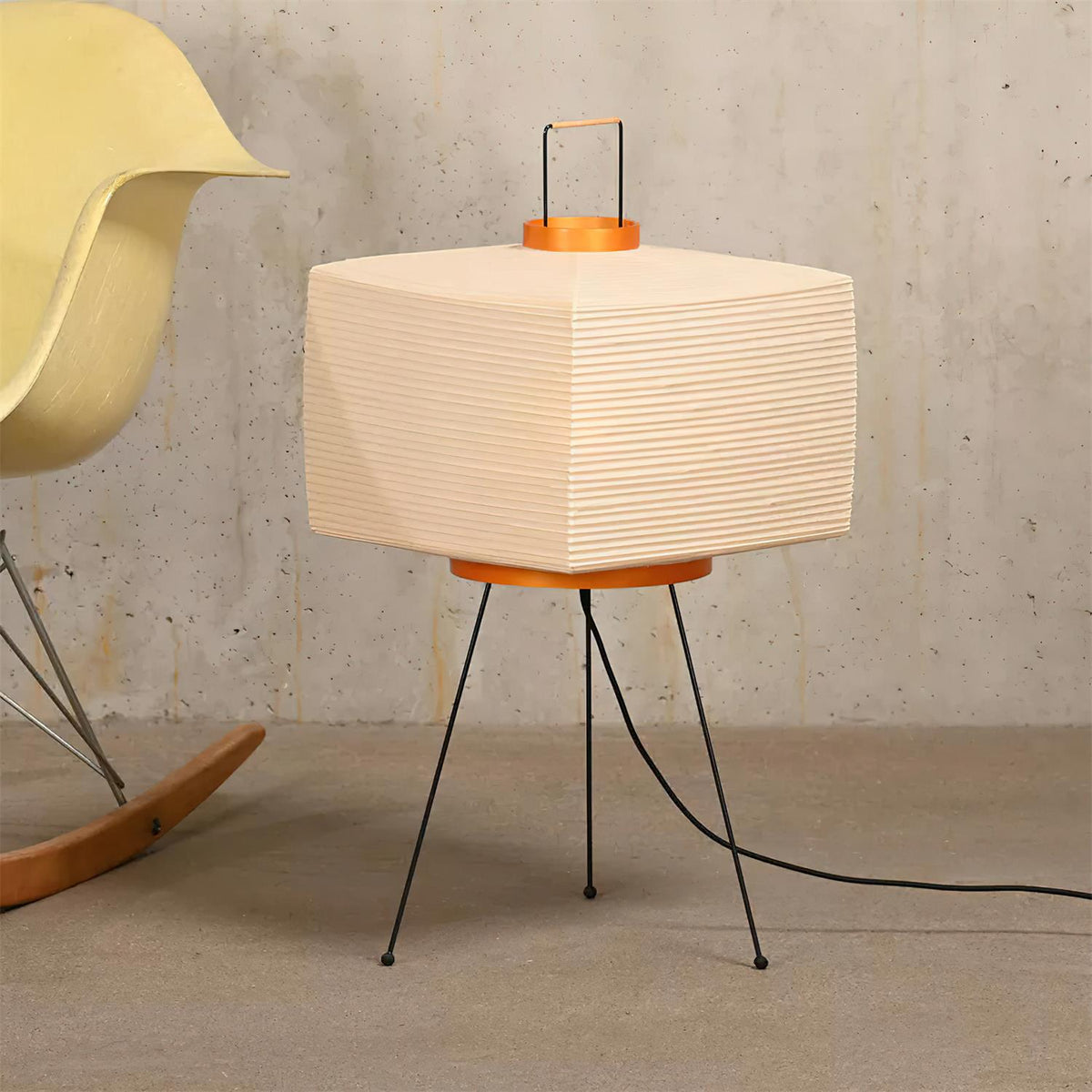 Rivalise Tischleuchte aus Naturpapier Kubus Dreibein Minimalistisch Wohnzimmer | Cielum