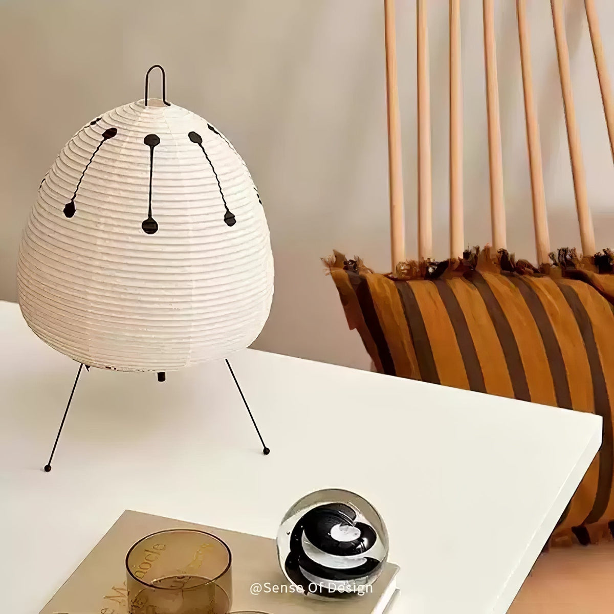 Tranquilux Tischleuchte japanisch inspiriert aus Papier