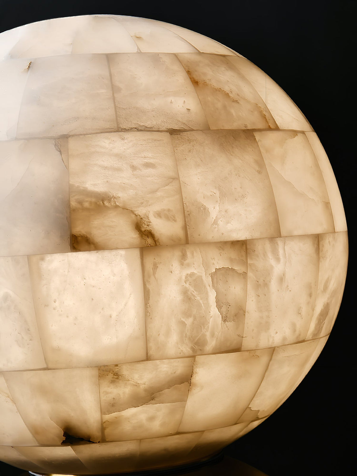 Alabaster-Tischlampe