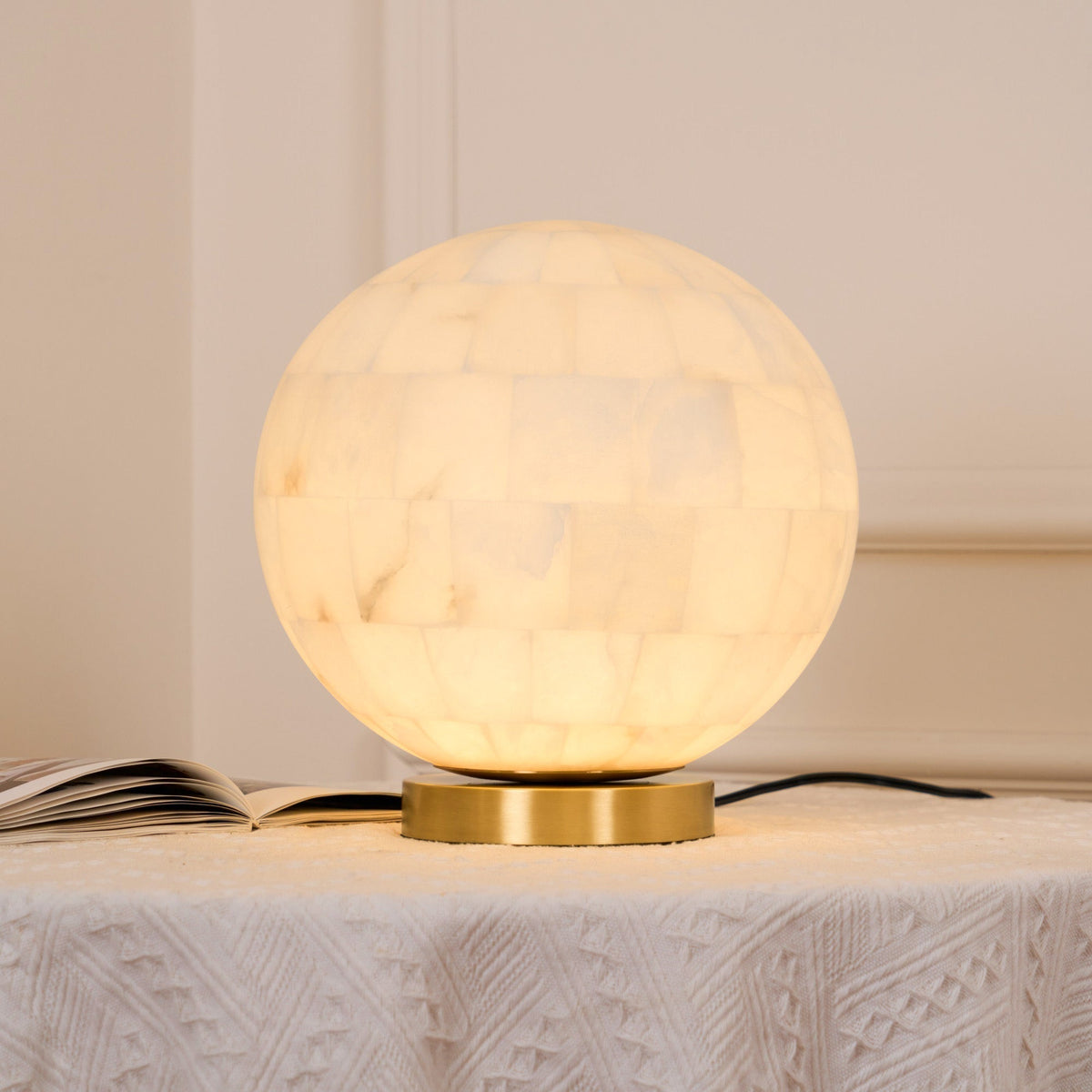 Alabaster-Tischlampe
