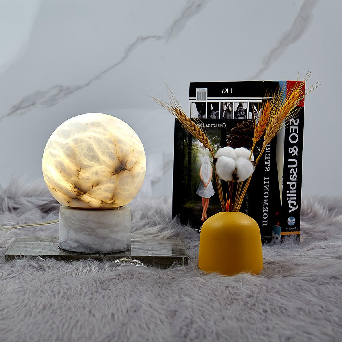 Albiniella zeitgenössische Tischleuchte aus Alabaster